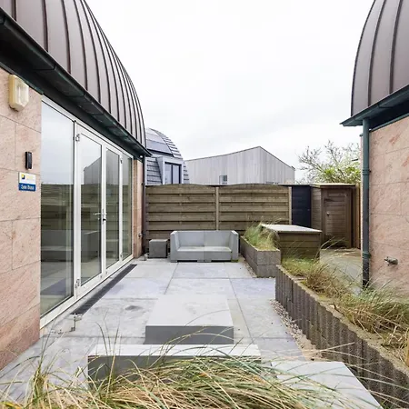 Zeebaars Holiday home *